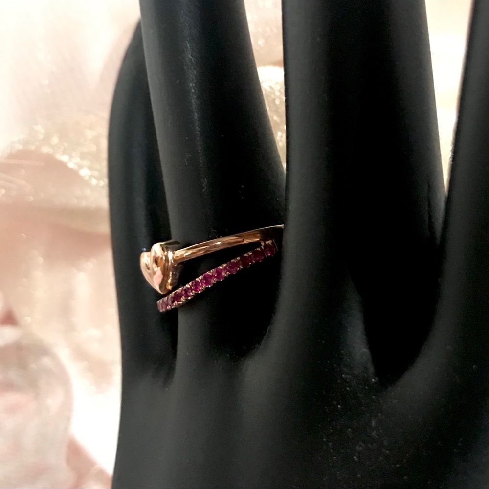 14K ROSE GOLD AND RUBY SPLIT SHANK RING (7.25) - Picture 6 of 14